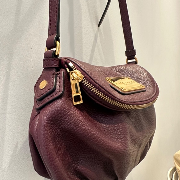 💜 Marc Jacobs Mini Messenger Crossbody Bag Purple – Like New 💜 - Picture 4 of 9